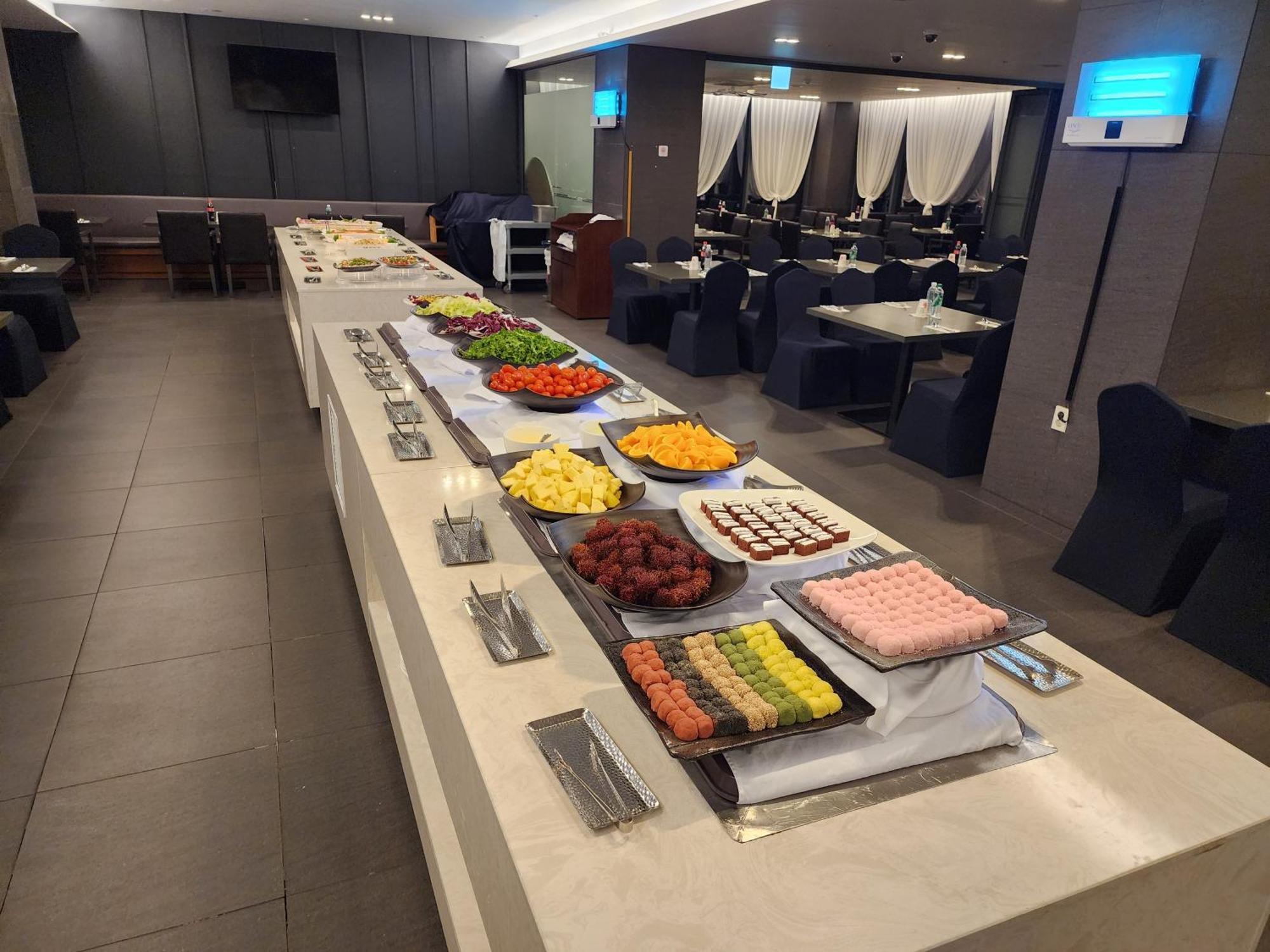 Ramada By Wyndham Jeju Hamdeok Hotel Екстериор снимка